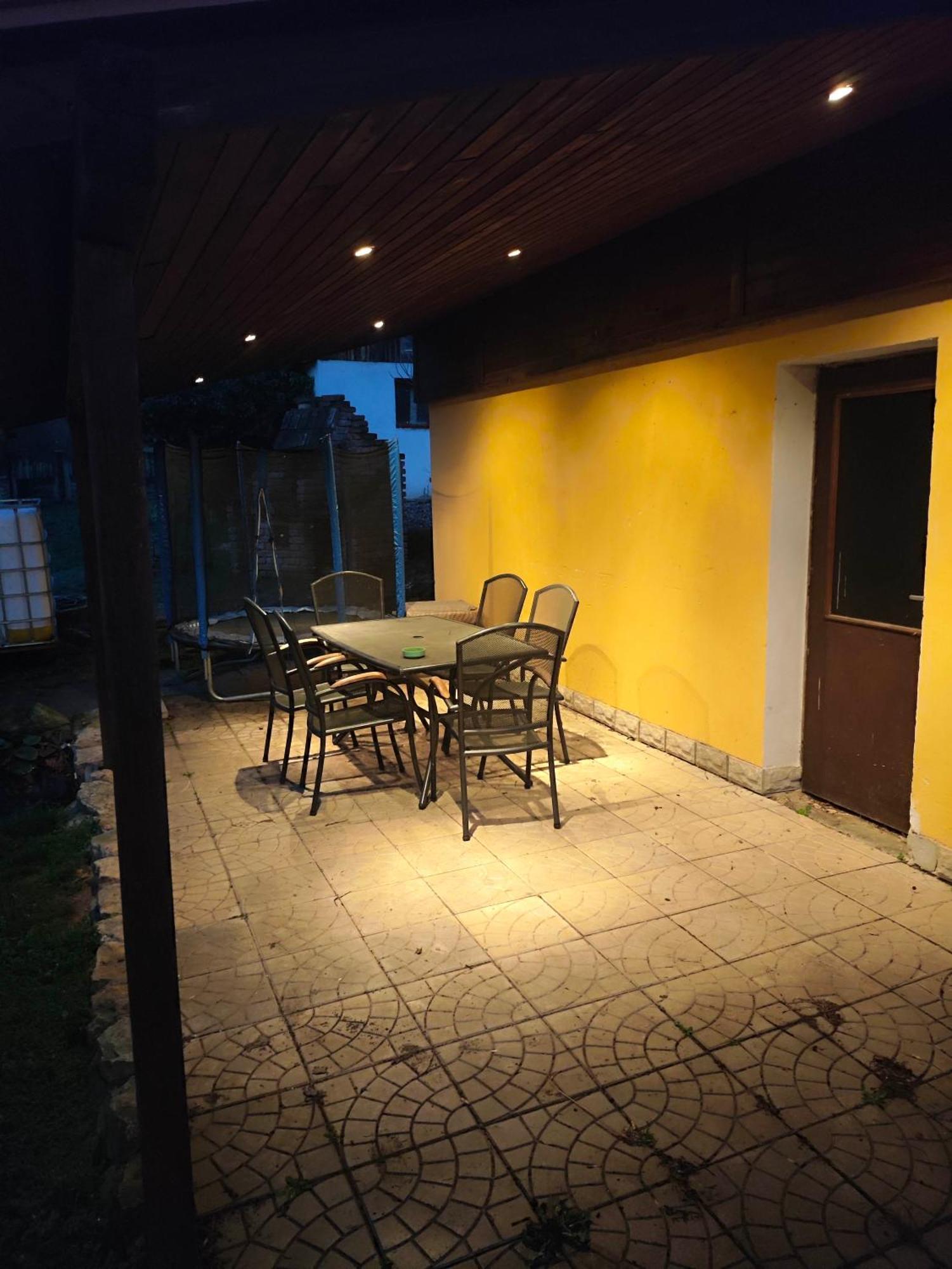 Holiday Home Mia Belá 外观 照片