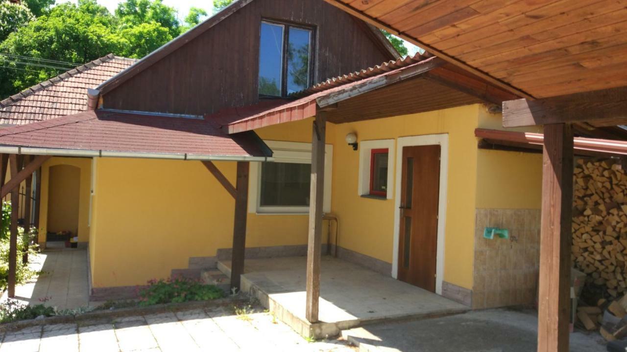Holiday Home Mia Belá 外观 照片